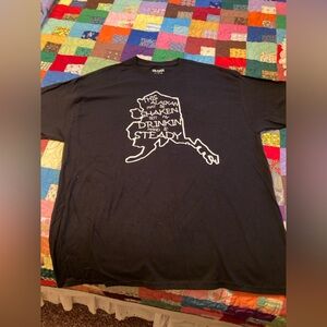 T-shirt, Black & White, XL, Gildan